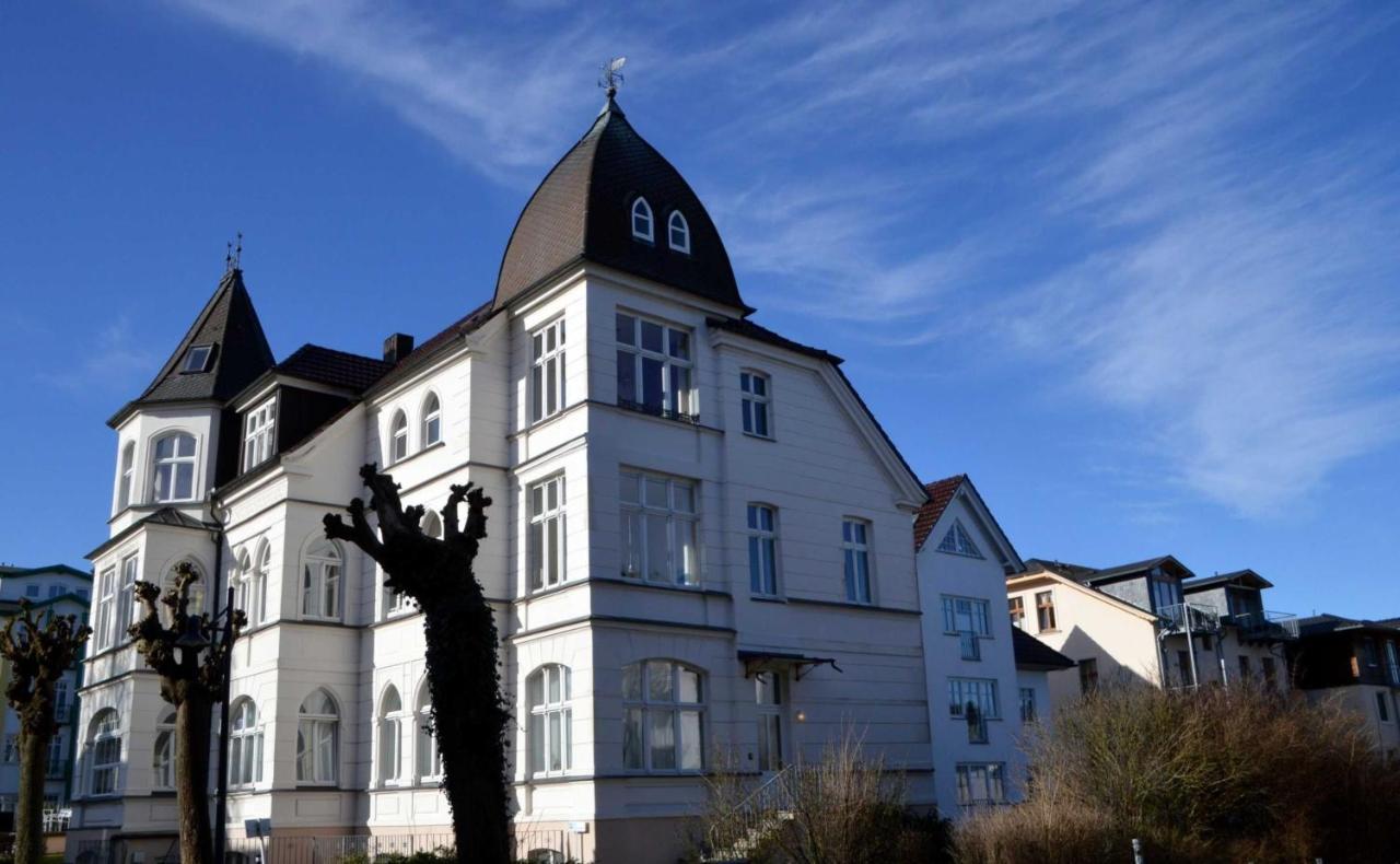 Schloss Hohenzollern 1 Heringsdorf  Exteriör bild